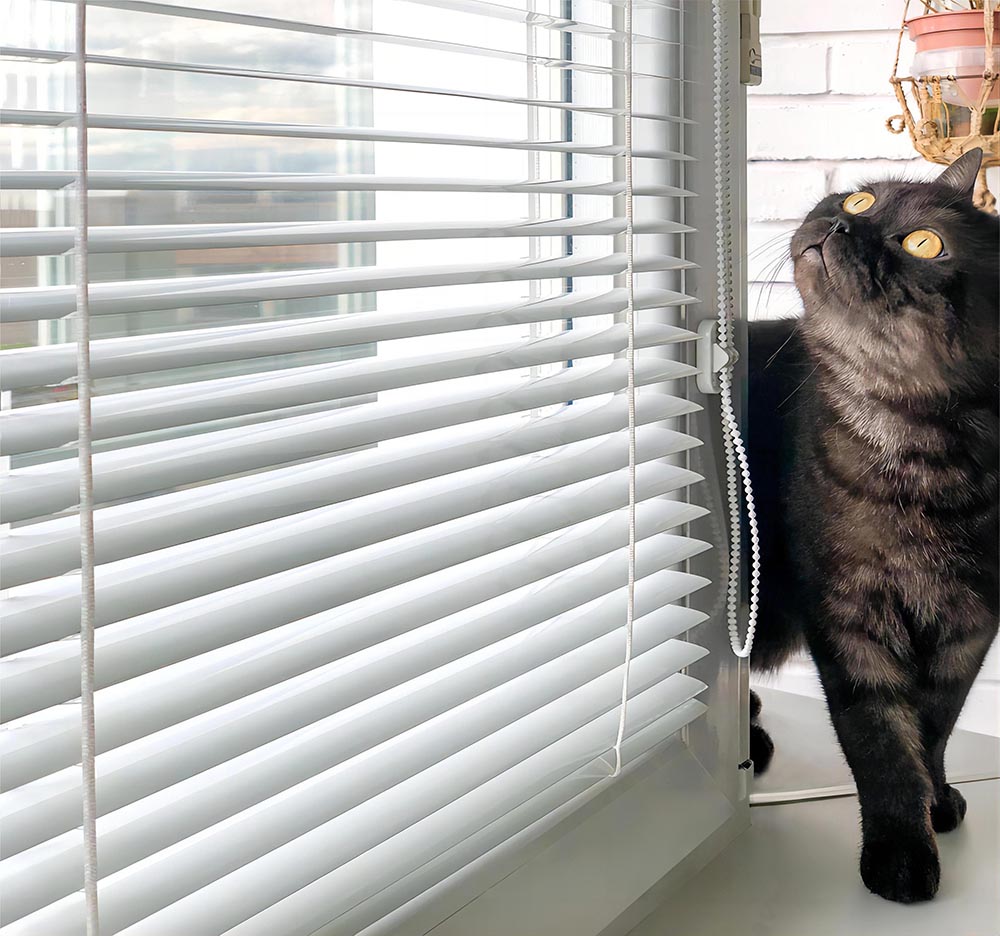 https://www.topjoyblinds.com/1-l-shaped-aluminum-blinds-product/