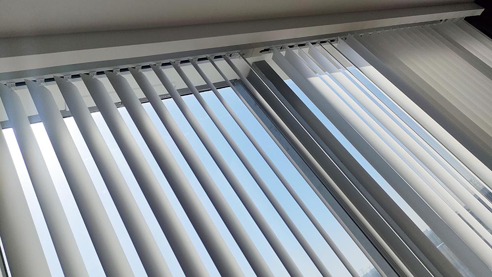 https://www.topjoyblinds.com/3-5-inch-pvc-vertical-blinds-product/